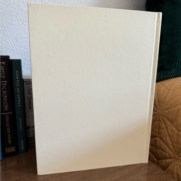 Vintage Walt Disney World Coffee Table Book Cream Cover - Picture 3 of 3